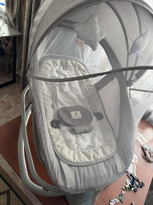 Продается электрический шезлонг люлька