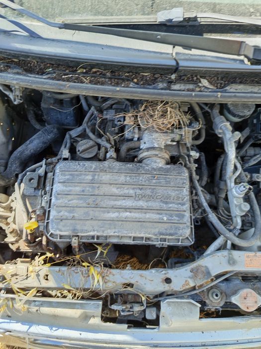 Дайхатсу Сuоrе  1.0 бензин