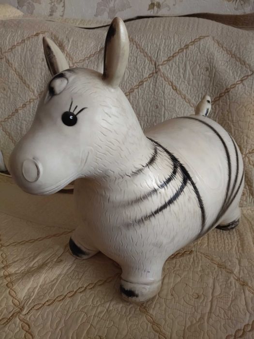 Ослик-олень попрыгун