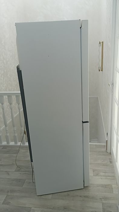 Продаю холодильник INDESIT