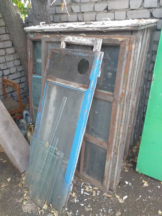 Продам двери разные