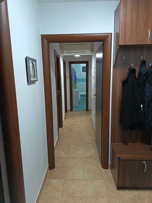Apartament 4 camere, decomandat, 75 mp, Calea Grivitei, iesire metrou