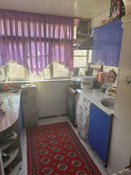 Продаётся 4х комн квартира на 2 этаже Ор-р Нихол кольцо