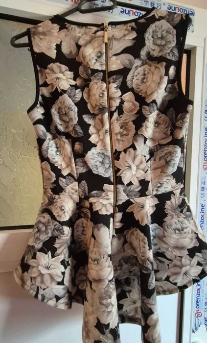 Елегантна блуза без ръкав