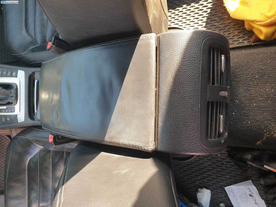 Cotiera Piele Volkswagen Passat B7 2010 - 2015 [K2110]