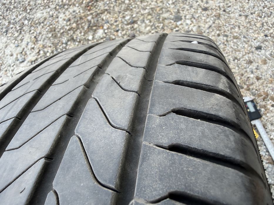 4бр. ОТЛИЧНИ Летни Гуми С Борд 205/60R/16 -CONTINENTAL- DOT:1025- 5.7мм+5.3мм * EV *