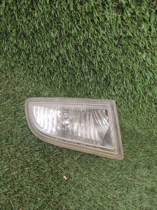 Туманка Toyota estima previa