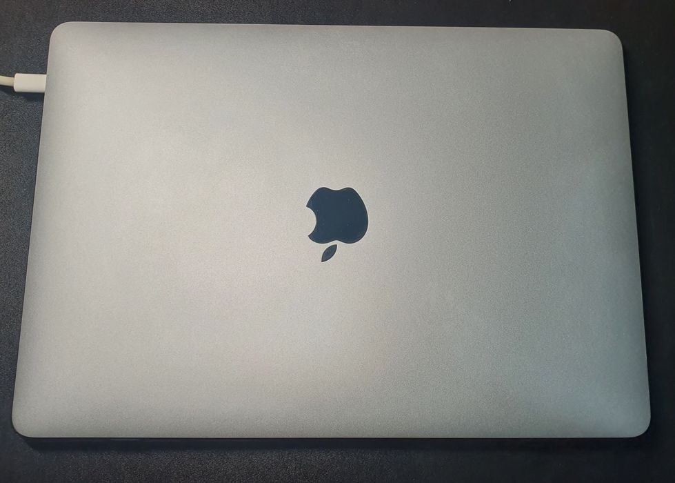 Macbook Pro 13", ноутбук