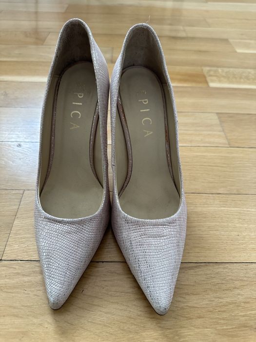 Pantofi din piele metalizată