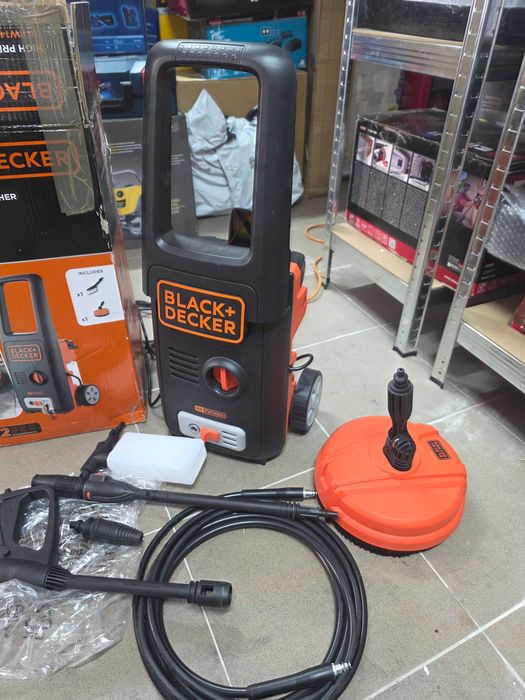 Aparat de spalat cu presiune Black+Decker Presiune maximă (bar) 110; consum de energie (kW) 1,4; debit maxim (l/h) 390