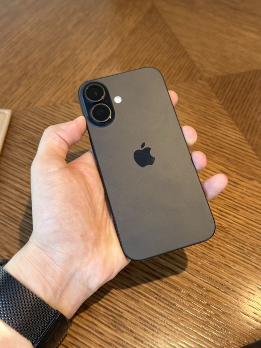 Айфон iPhone 16 128GB 100%