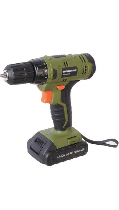 Vând mașină de inșurubat si găurit !!