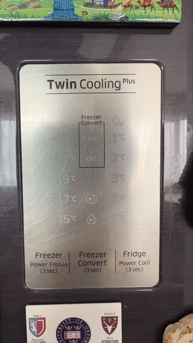 Срочно продам Холодильник samsung