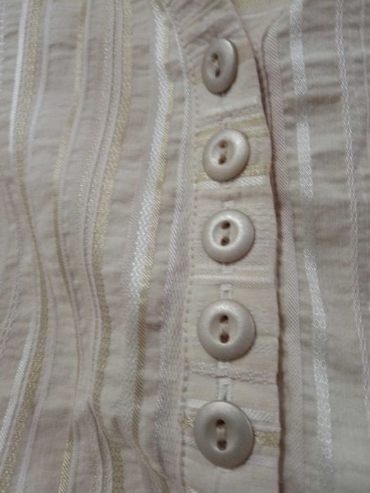 Guara bluza marimea 36 calitate excelenta