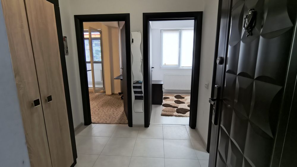 Închiriez apartament militari residence