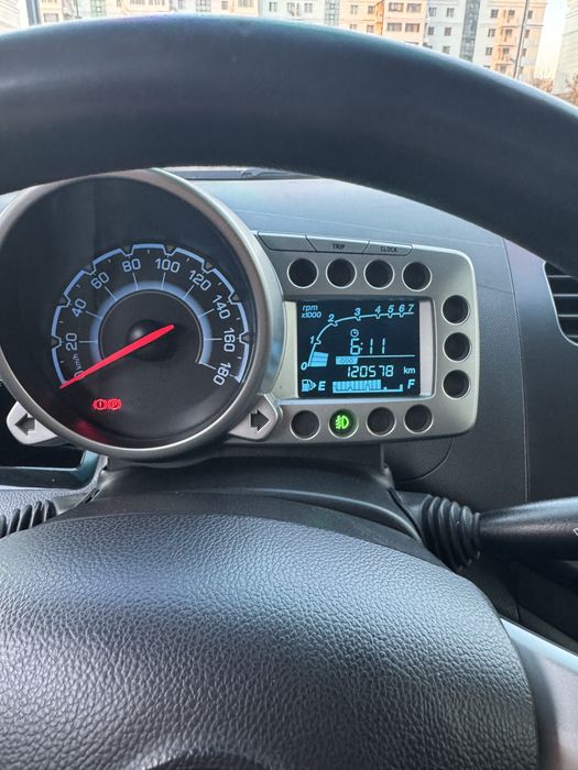 Spark 1,25 Evro motor, probeg 120.600. Yili 2015, Mexanika.