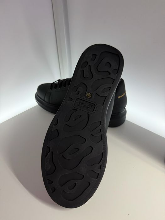 alexander mcqueen ЧИСТО НОВИ обувки