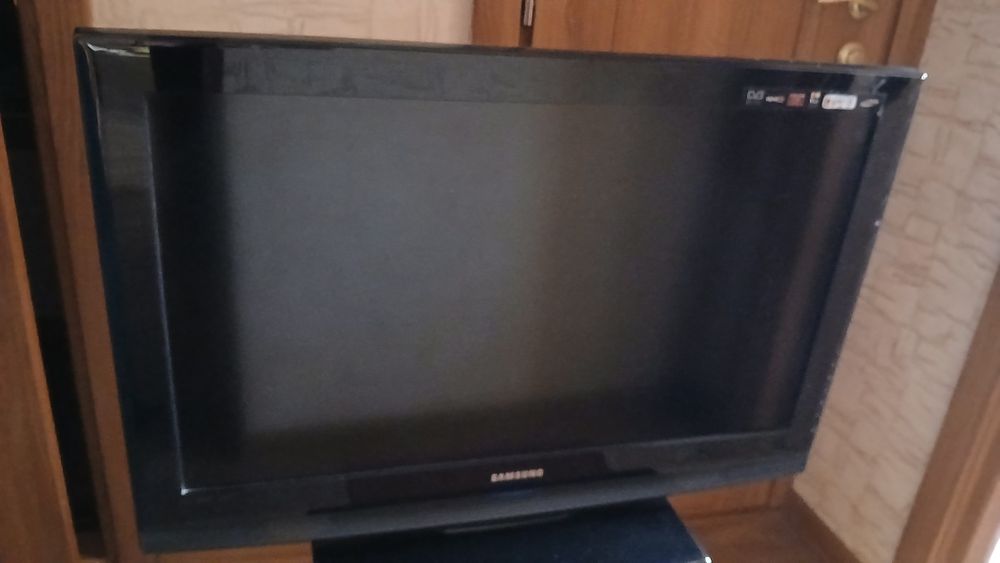 Телевизор SAMSUNG
