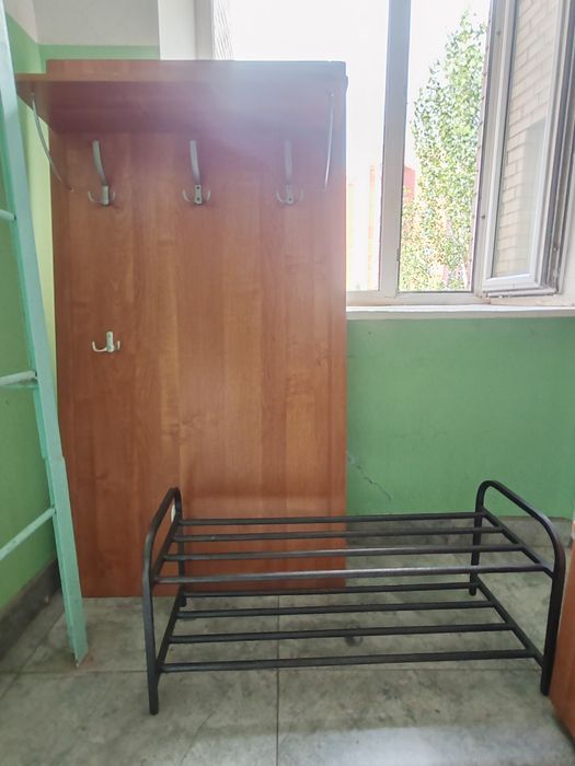 Продам прихожую 4 предмета