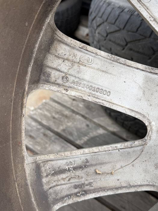 Jante originale Mercedes Gle coupe R20