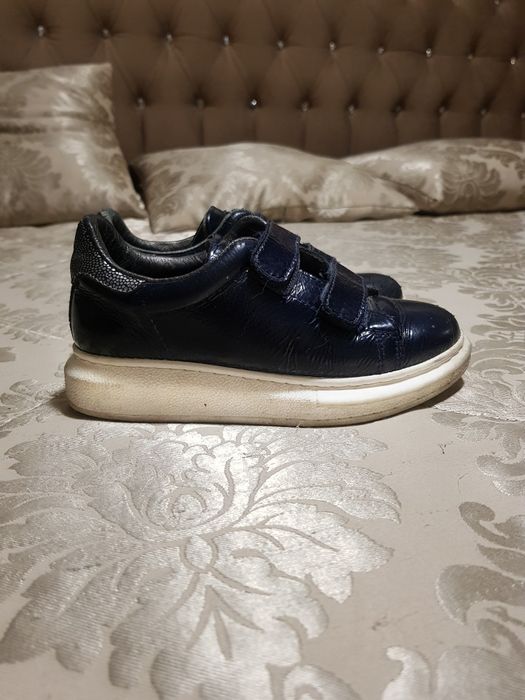 Детские ботинки, кроссовки, сандали.