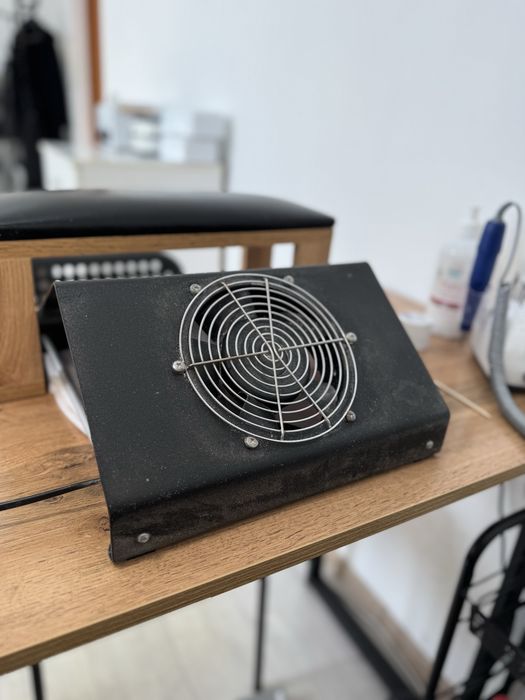 Продам пылесос для маникюра