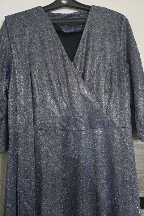 Платья вечернее два