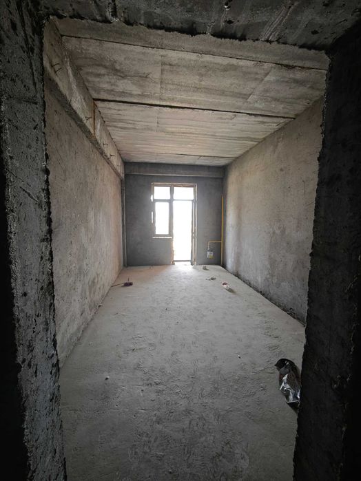 Новостройка, кирпич, рынок чорсу, метро тинчлик, версаль ≈ 104 кв.м