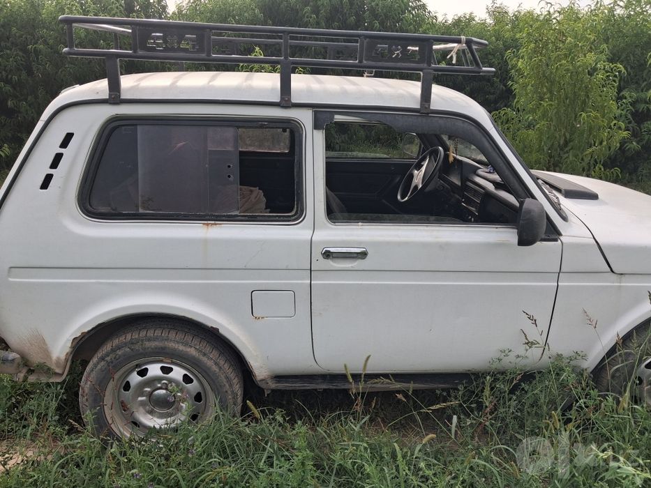 212140 Niva 2014 yil 157 ming yurgan  4x4 sotiladi sastayanya normally