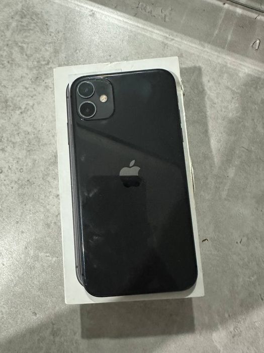 iPhone 11 с гарантией