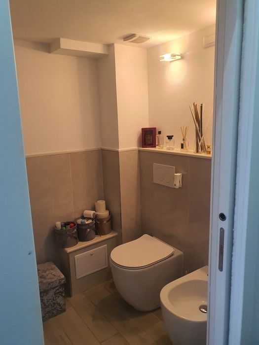 Proprietar,vând apartament!