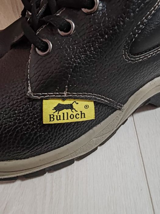 Ghete/ bocanci Bulldoch piele