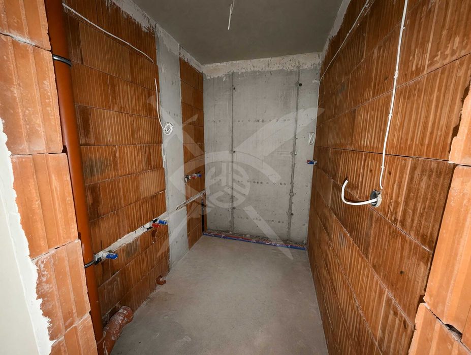 Продава се Тристаен апартамент в Пловдив, Кючук Париж - 108 кв.м за 576 €/кв.м - Снимка #4