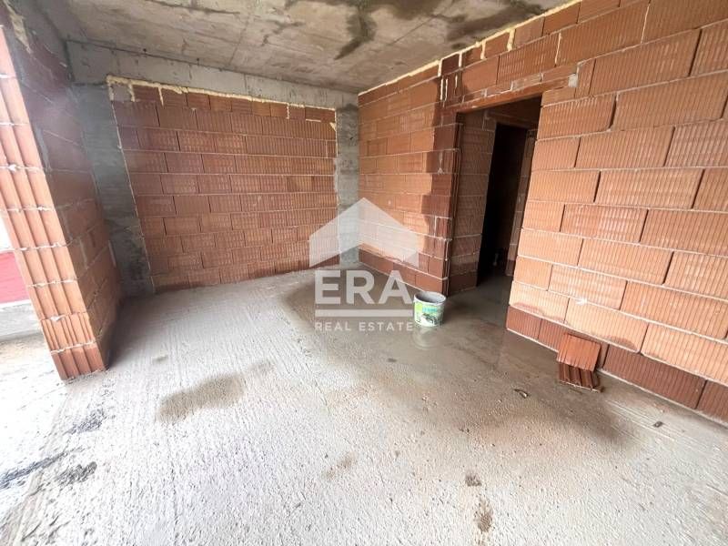 Продава се Тристаен апартамент в Варна, Лятно кино Тракия - 98 кв.м за 1296 €/кв.м - Снимка #4