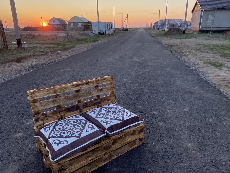 Диван из поддонов