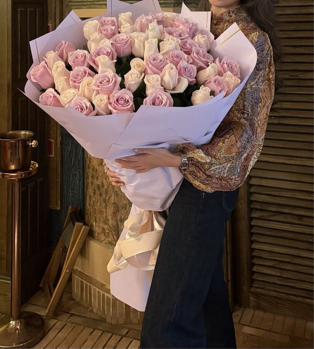 Букет из 51 розы высотой 120см