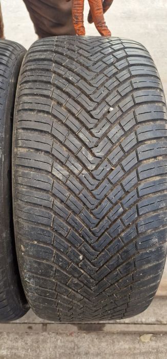 255 60 18 Continental all season 2 anvelope vara iarna