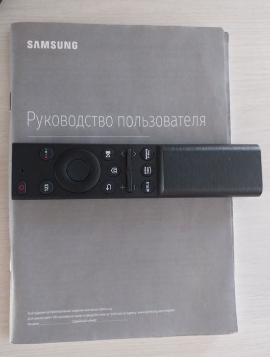 Смарт телевизор Samsung 81см оригинал. С кронштейном.