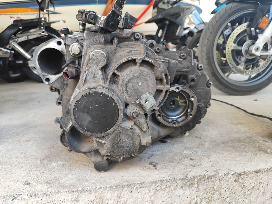 Скоростна кутия FZP 4x4 за ремонтиране/части