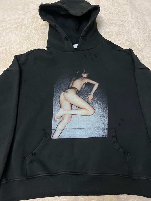 alexander digenova slim blonde hoodie