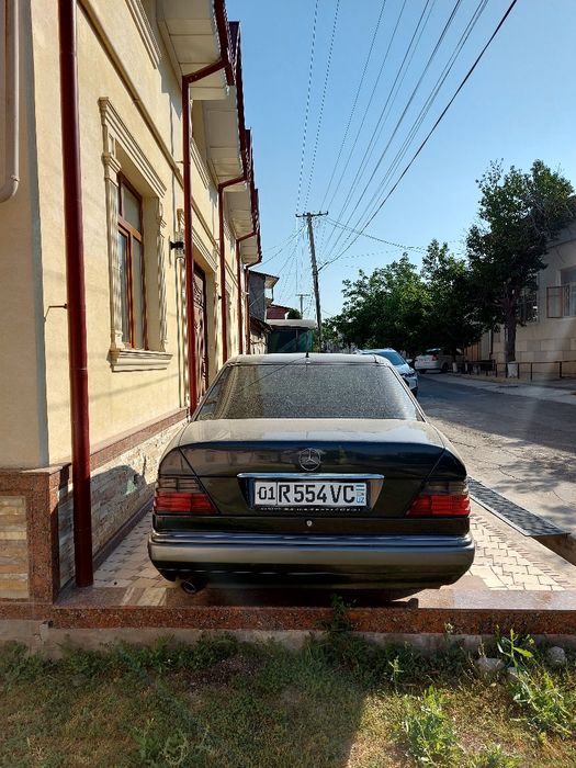 Mersedes benz w124