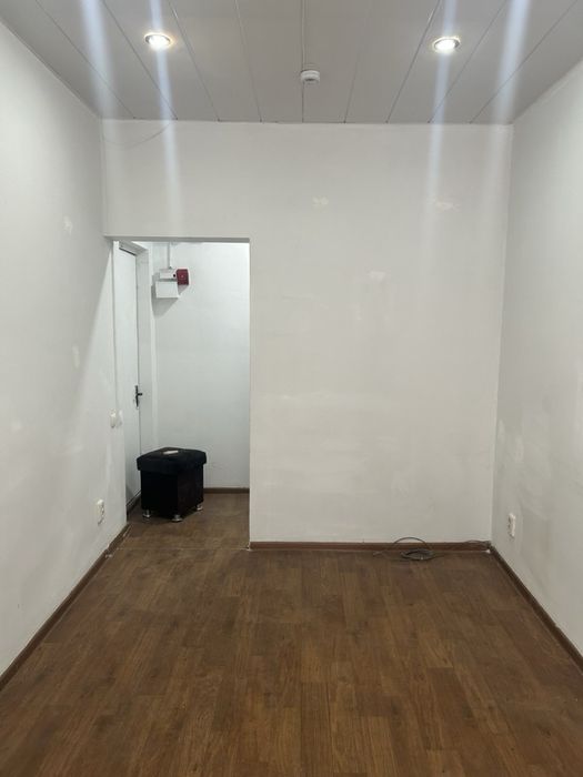 Продается нежилое помещение 50 м2.