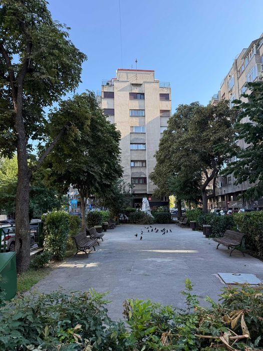 Apartament Elegant 3 Camere ^ Piata Romana ^ Strada Dionisie Lupu ^ Rezidential >< Birou