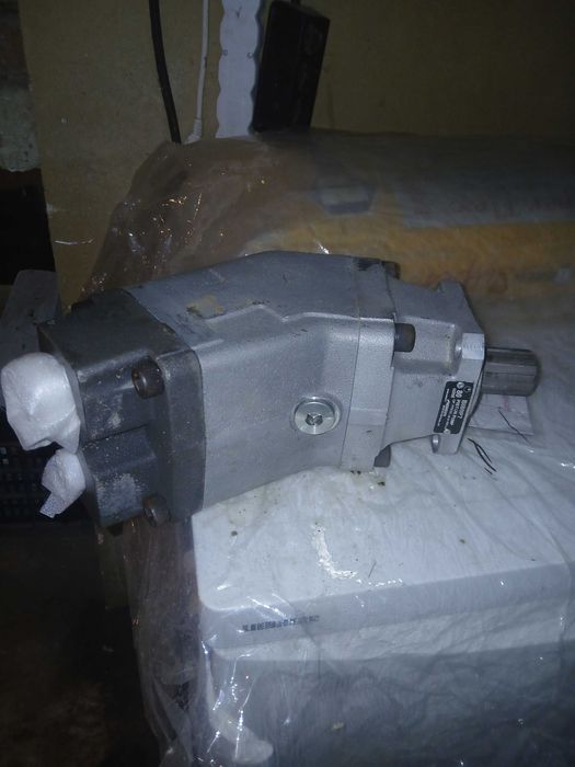 Продавам тръби лостове помпа