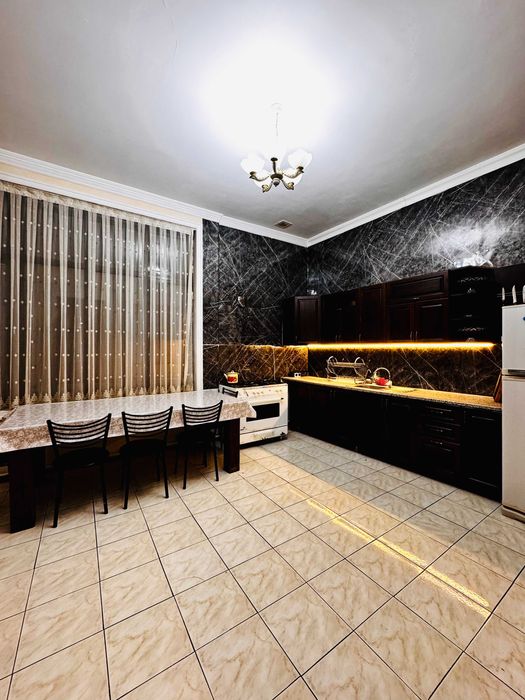 Большая дача в Кибрае - сауна, бассейн, бильярд, теннис, кухня, мангал