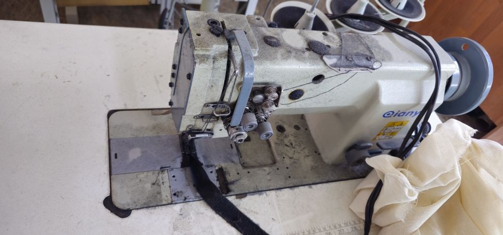 Тикув мошиналари сотилади