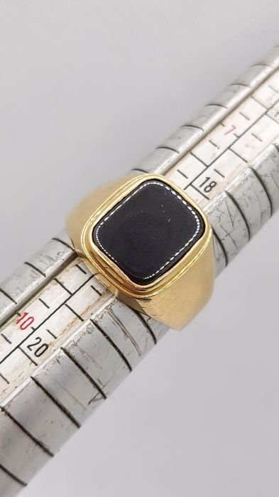 Ghiul bărbătesc din aur 14K cu onix negru – mărimea 59, gramaj 6,30 gr