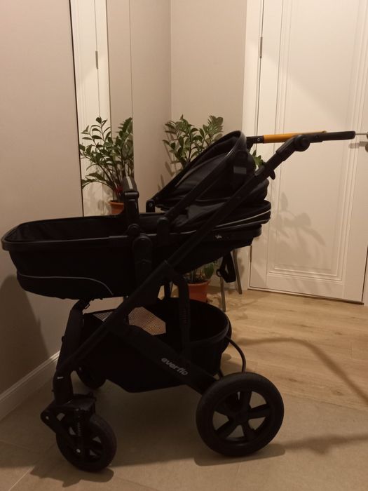 Коляска детская весна- осень