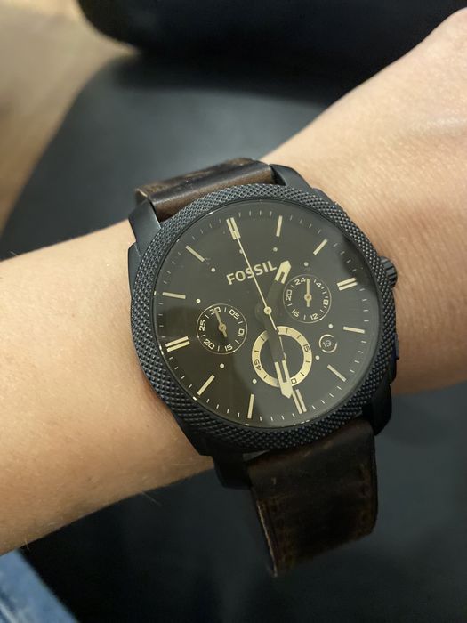 Часовник Fossil……