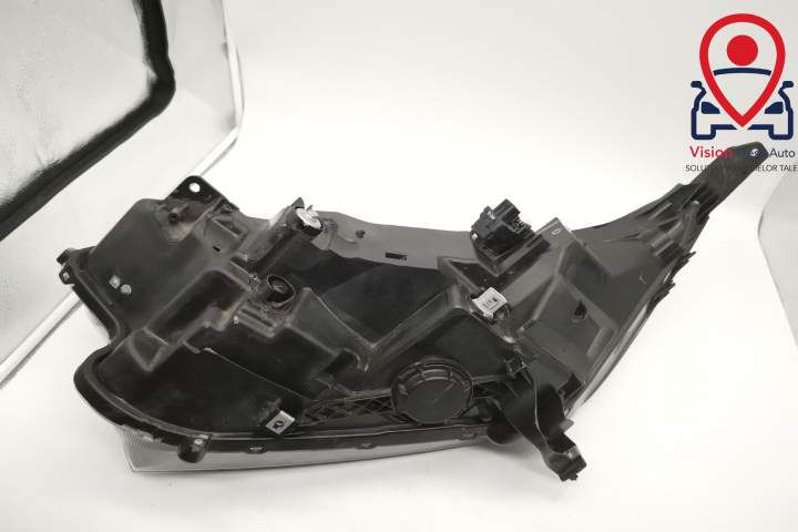 Фар Дясно Оригинален Пълен Лед / Far Dqsno Originalen Pulen Led Honda